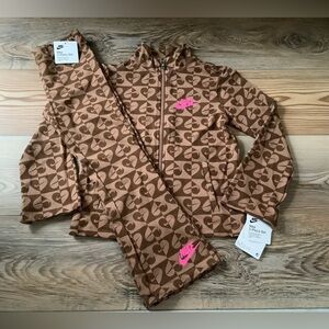 Nike girls zip jacket & matching flare leggings set size 6(NWT)~PRICE IS FIRM ~